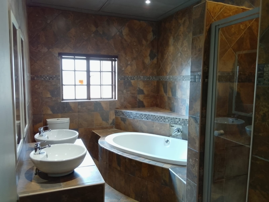 1 Bedroom Property for Sale in Bodorp North West